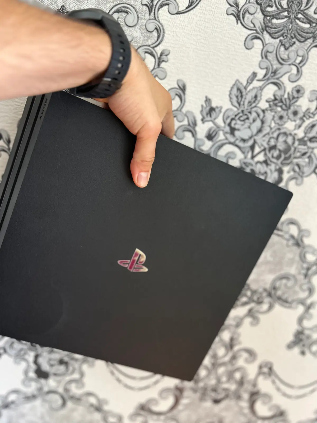 PlayStation 4pro 1Tb — Gəncə elan şəkli